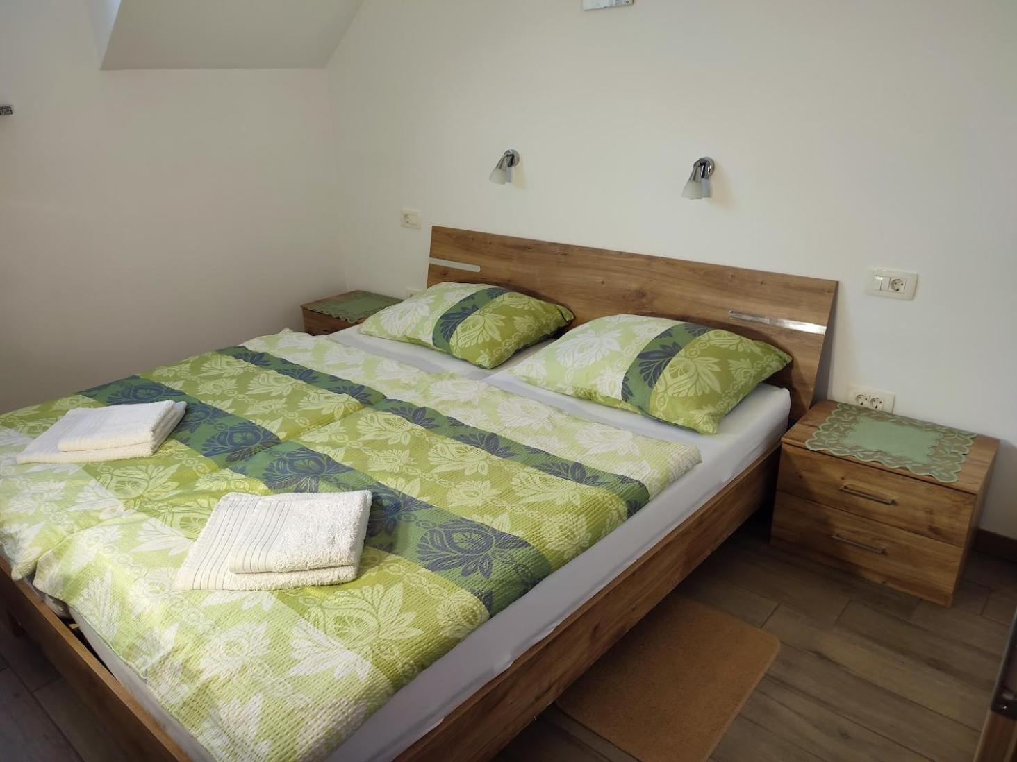 Apartments And Wellness Jelovca Radovljica Ngoại thất bức ảnh