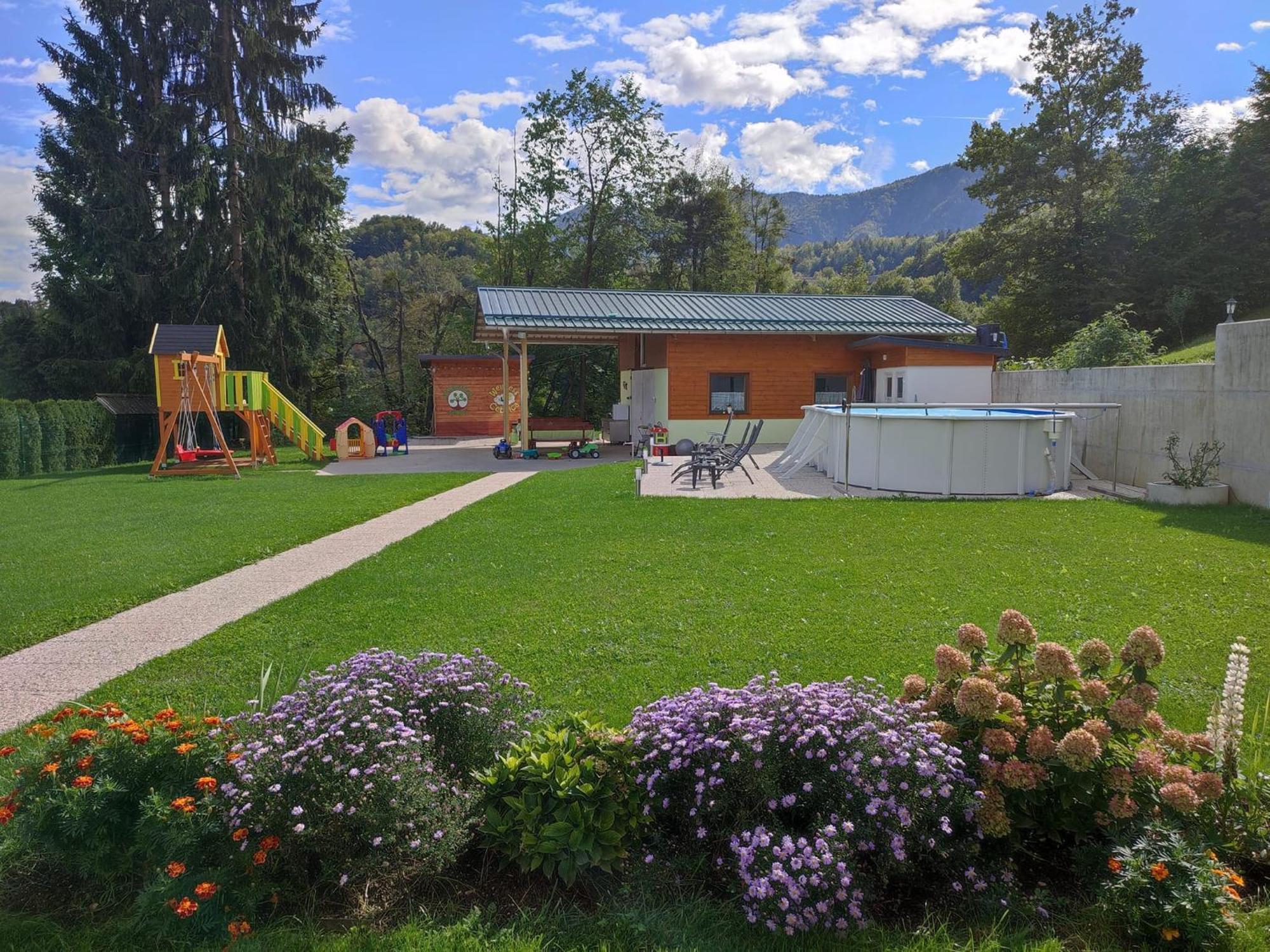 Apartments And Wellness Jelovca Radovljica Ngoại thất bức ảnh